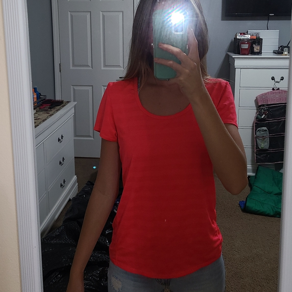 Athletic top